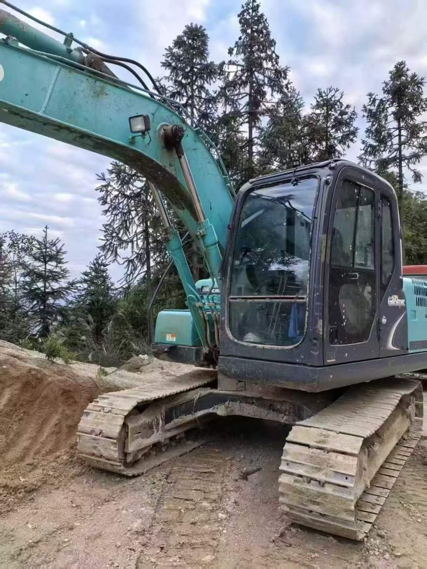 Used Kobelco SK130 Excavator 2020 Model / 3