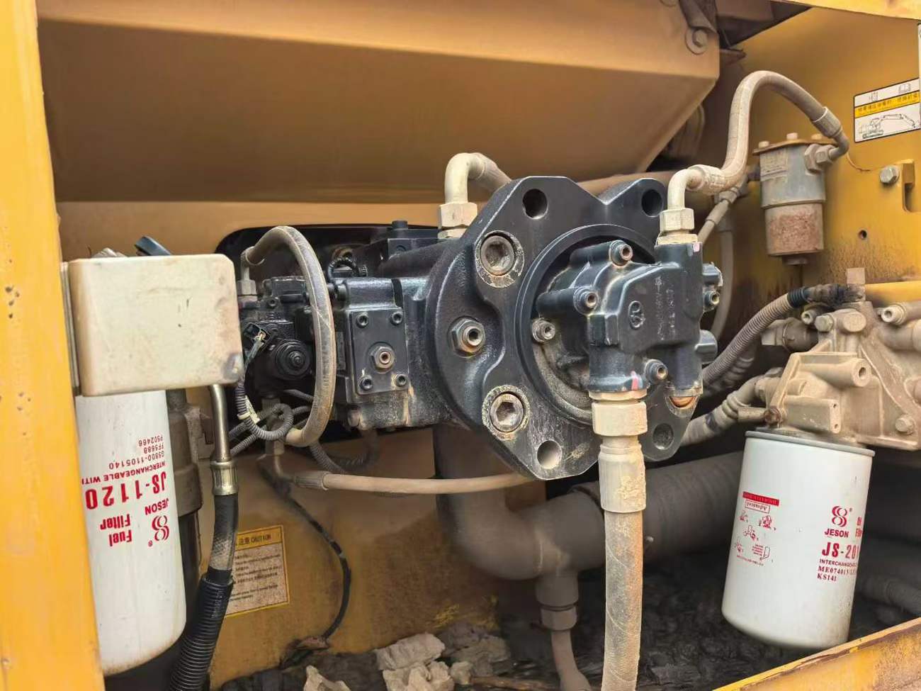 Used Sany SY200C Excavator 2020 Model / 7