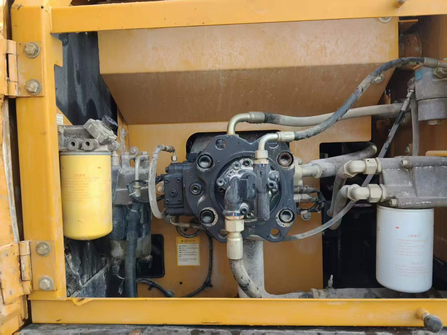 Used Sany SY215C Excavator 2022 Model / 8