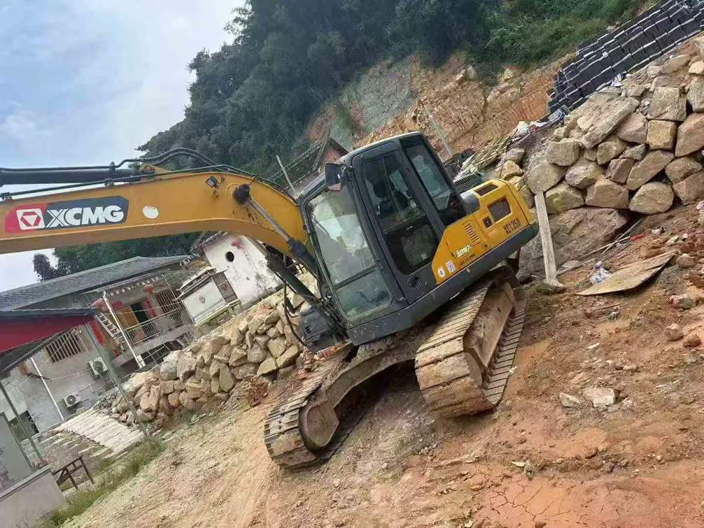 Buy XCMG XE135B Used Excavator / 2 Used XCMG XE135B Excavator 2022 Model / 2