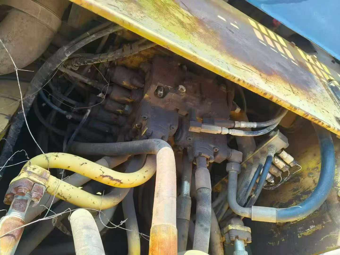 Used Komatsu PC300-7 Excavator 2016 Model / 8