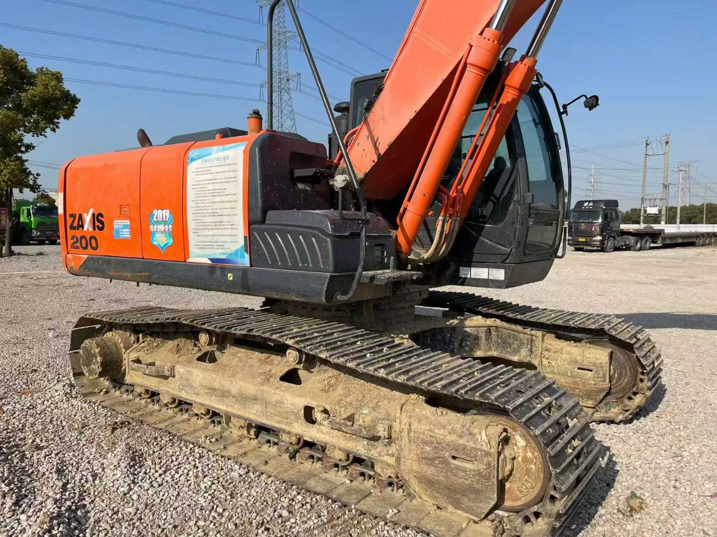 Buy Hitachi EX200 Used Excavator / 1
