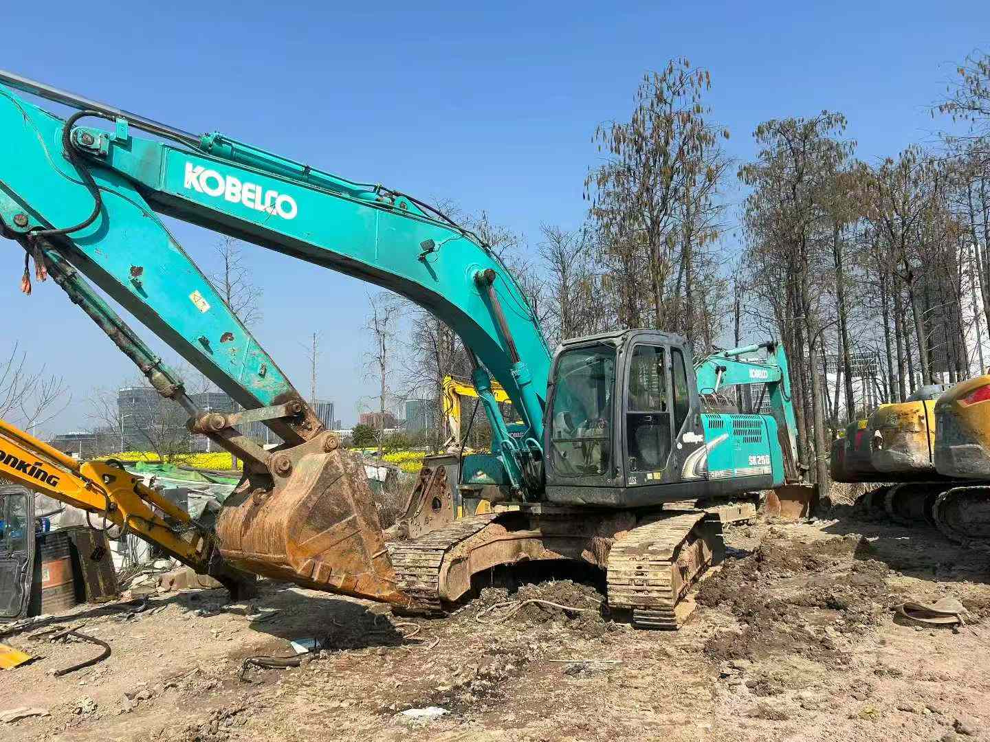 Used Kobelco SK260 Excavator 2015 Model / 3