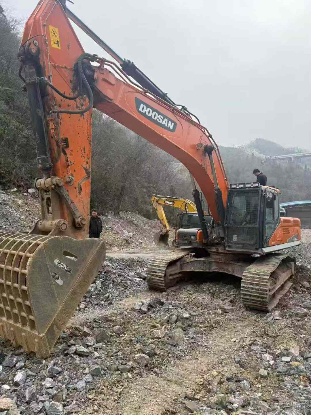 Used Doosan DX380 Excavator 2023 Model / 3