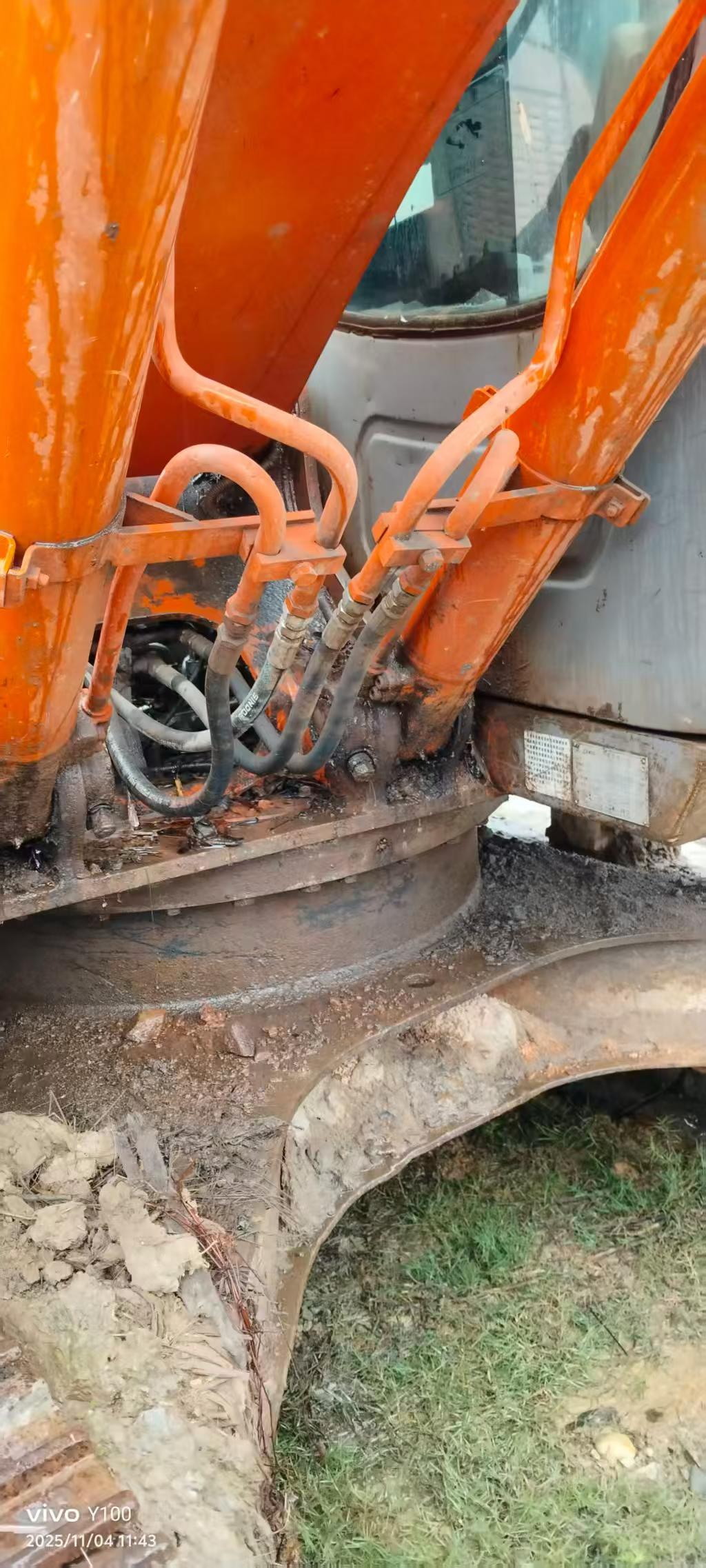 Used Hitachi EX120-6 Excavator 2015 Model / 5