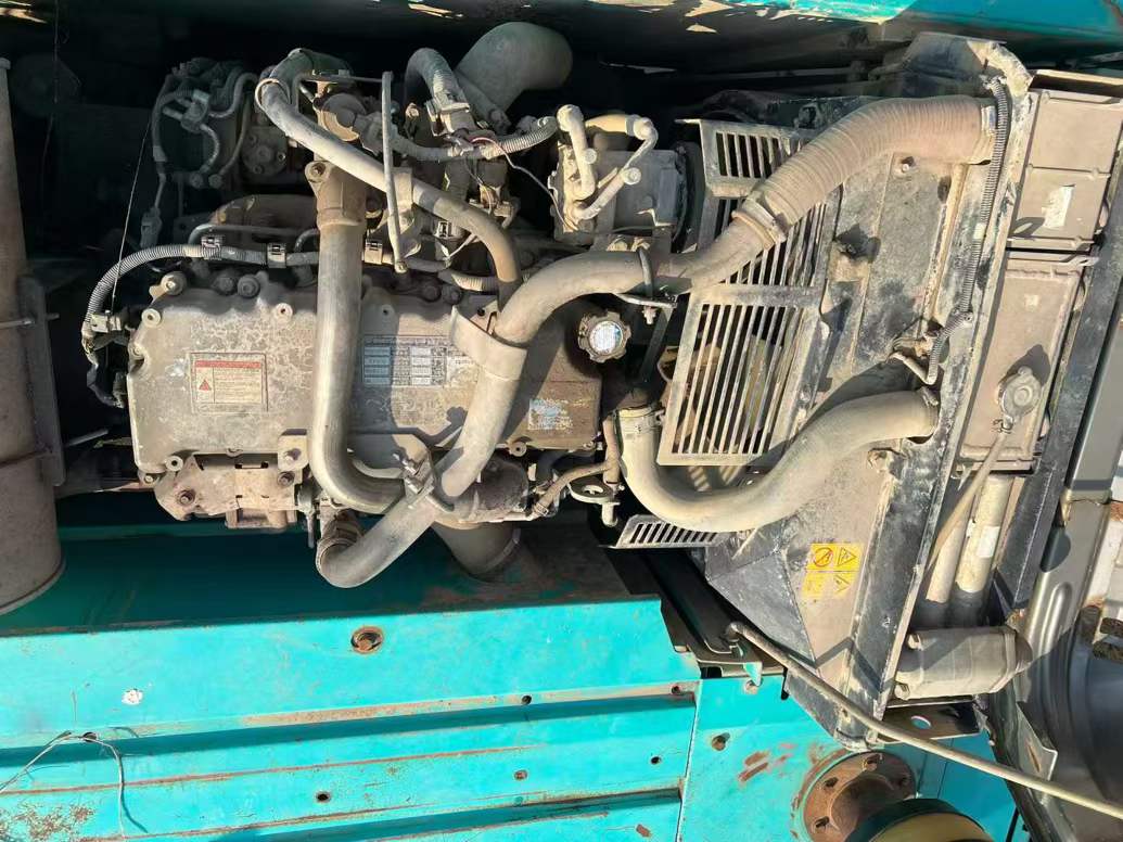 Used Kobelco SK250 Excavator 2016 Model / 6