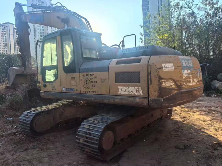 Buy XCMG XE200D Used Excavator / 1