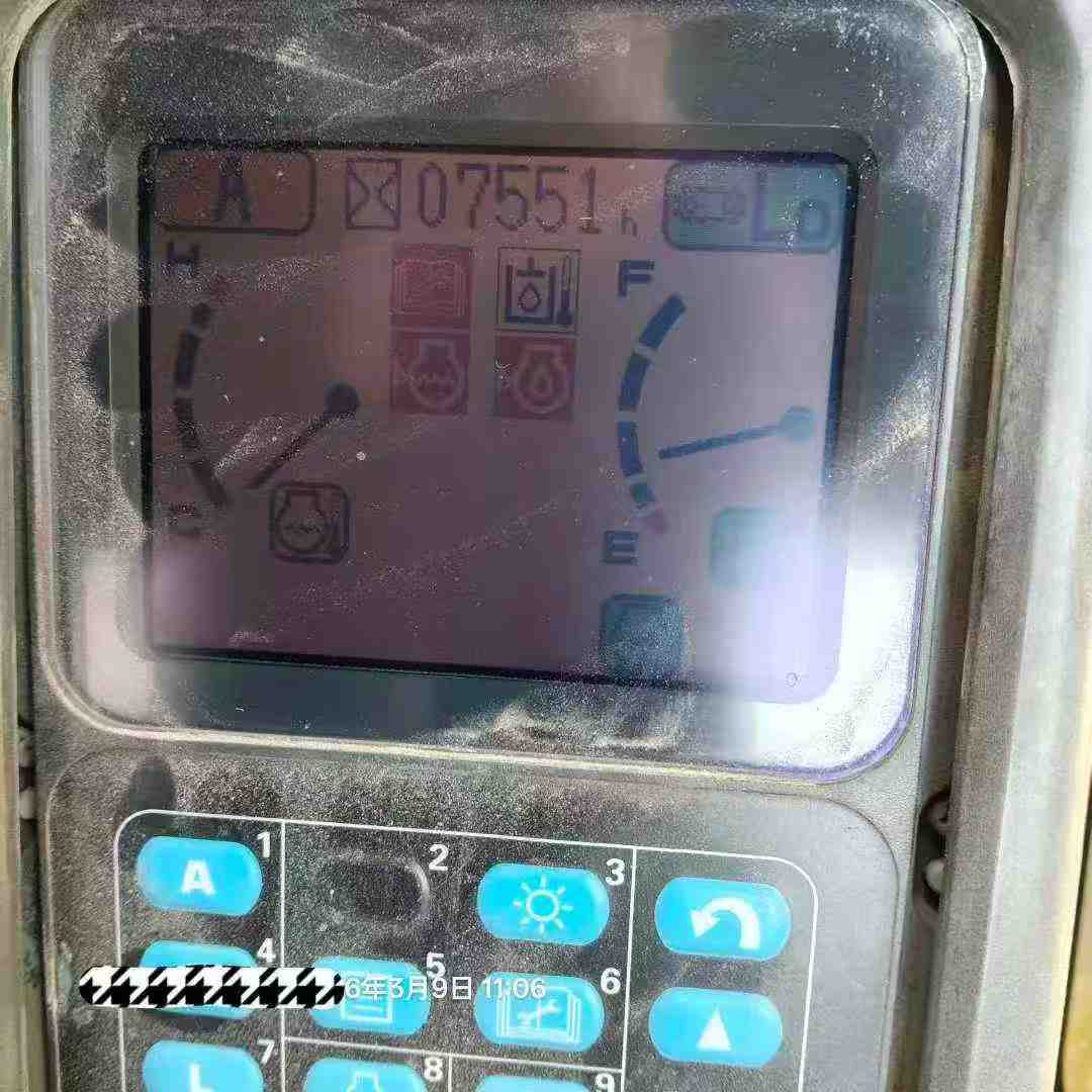 Used Komatsu PC270-7 Excavator 2013 Model / 2