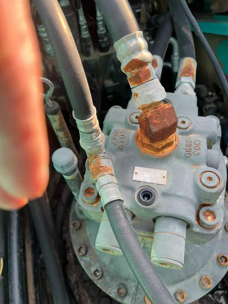 Used Kobelco SK250 Excavator 2016 Model / 8