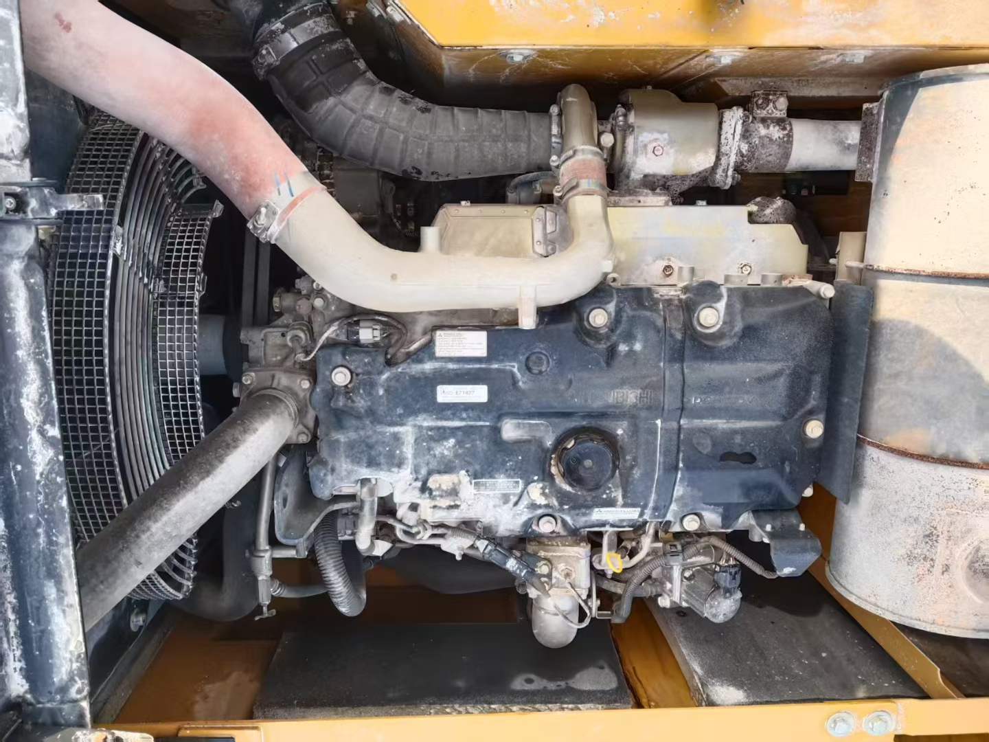 Used Sany SY215C Excavator 2022 Model / 6