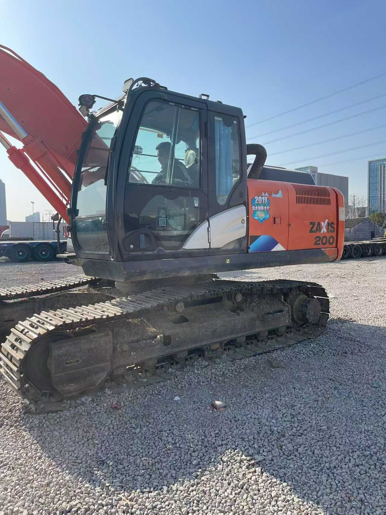 Buy Hitachi EX200 Used Excavator / 2 Used Hitachi EX200 Excavator 2019 Model / 2