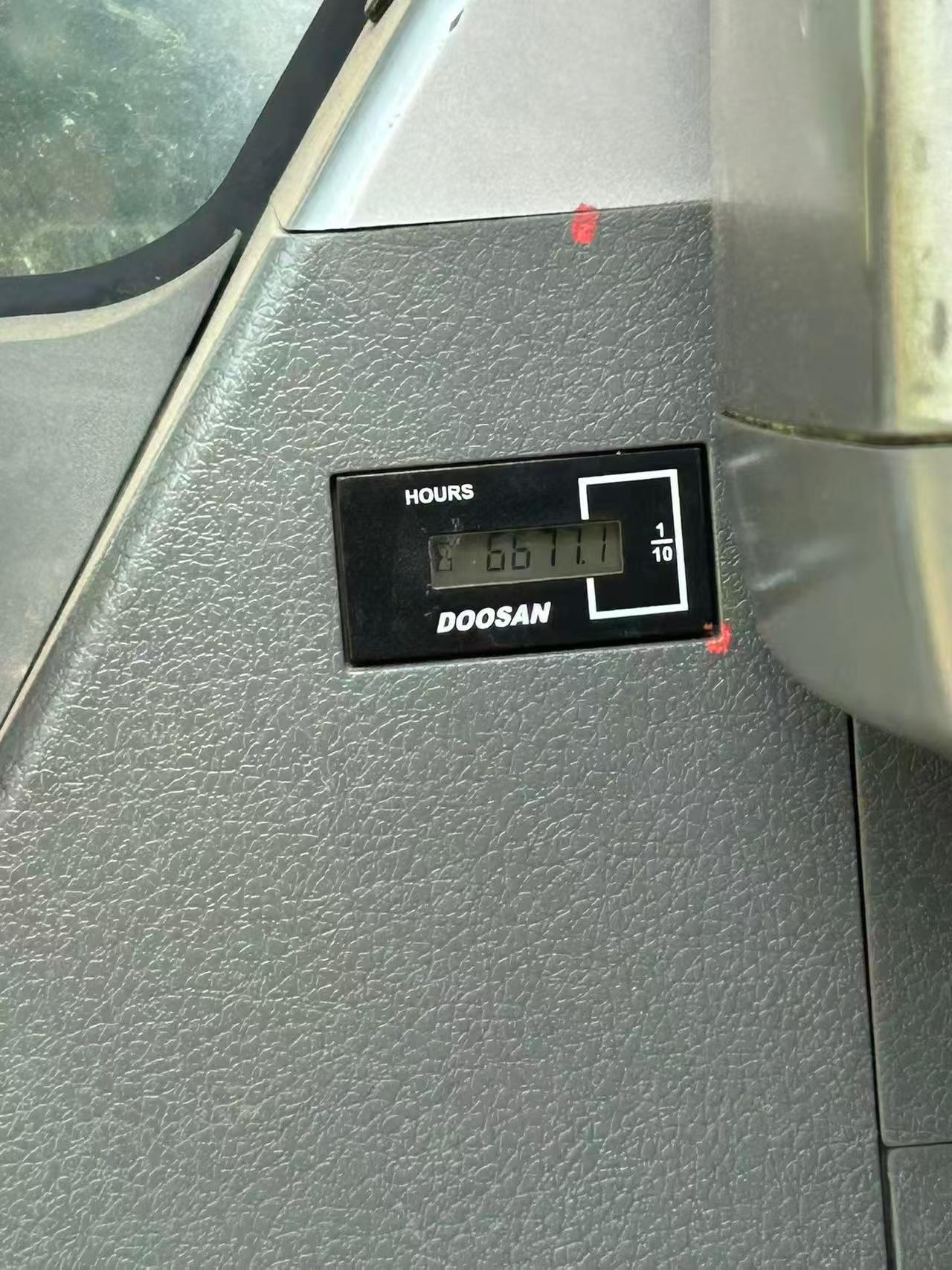Used Doosan S130W-3 Excavator 2016 Model / 6