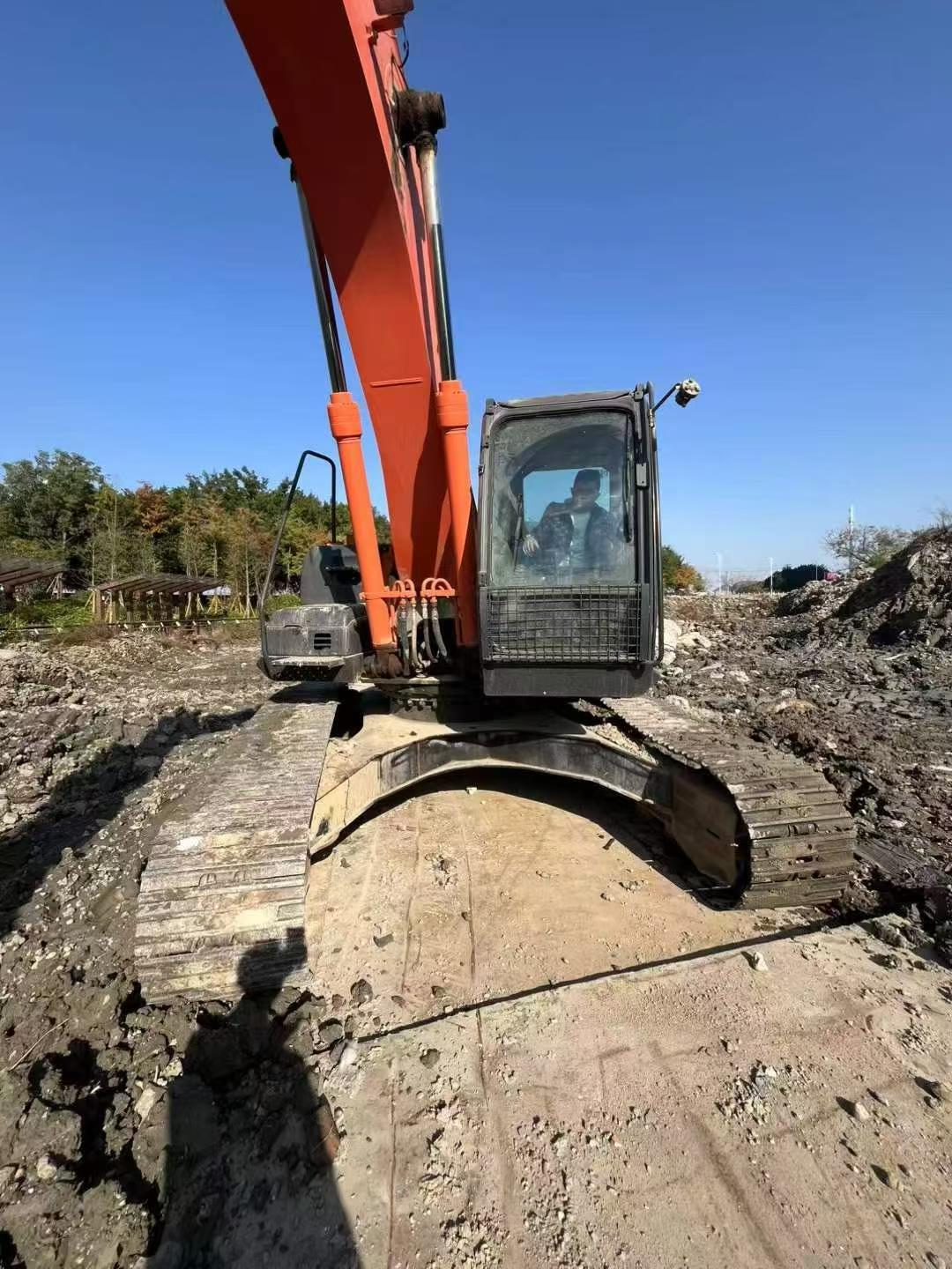 Used Hitachi ZX260-3G Excavator 2021 Model / 4