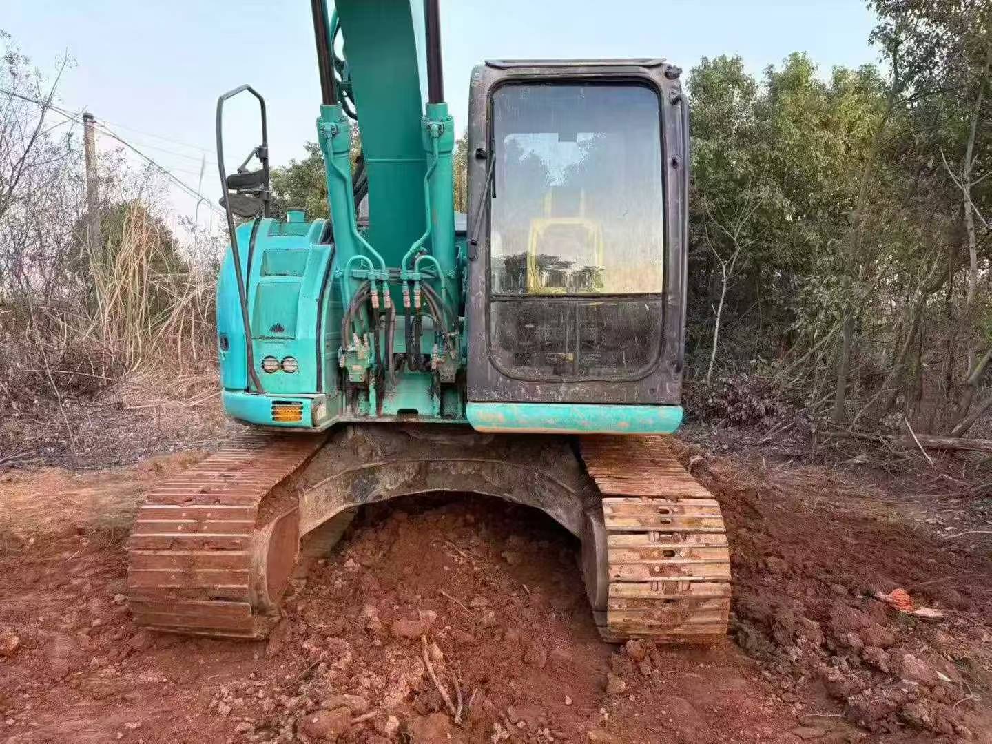Used Kobelco 135SR-LC Excavator 2016 Model / 3