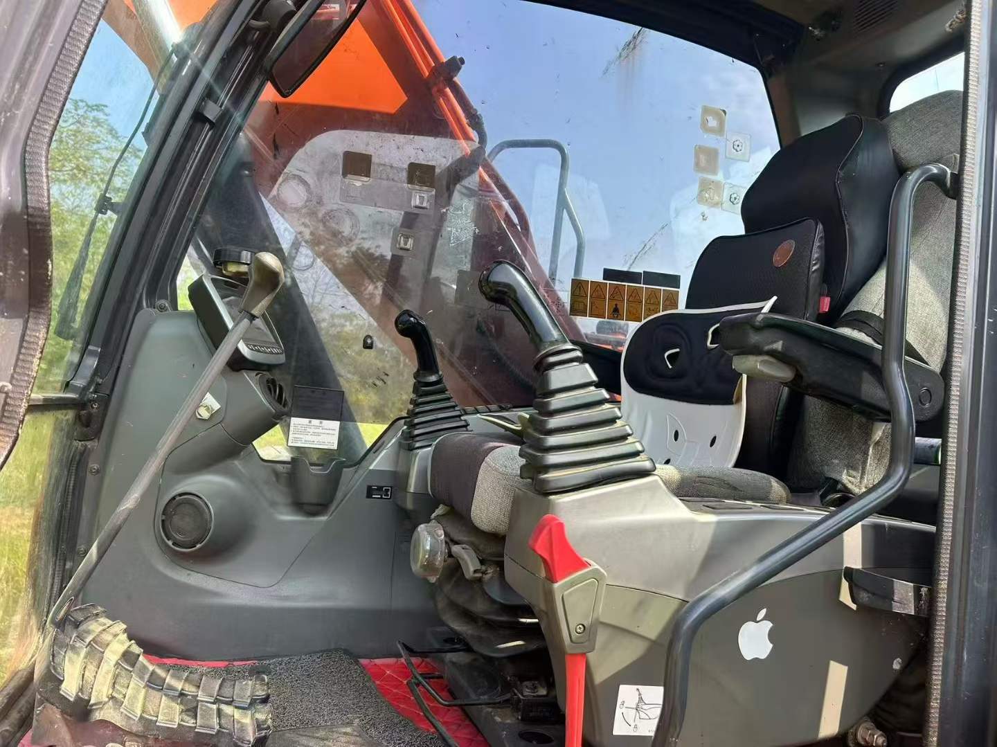 Used Doosan S130W-3 Excavator 2016 Model / 8