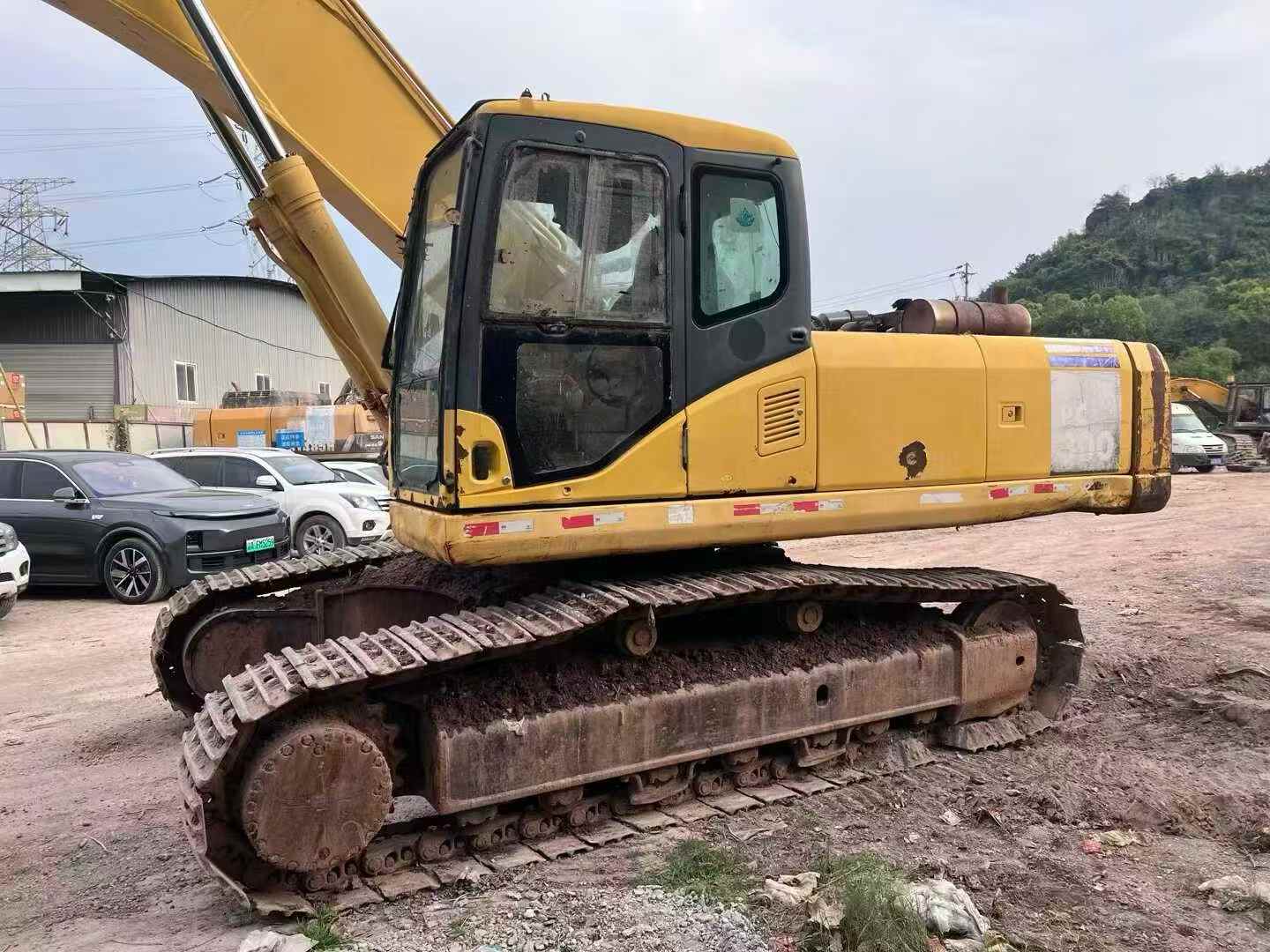 Buy Komatsu PC300-7 Used Excavator / 1