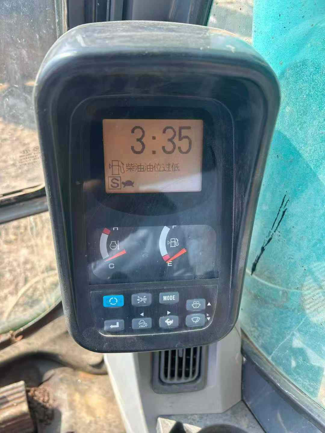 Used Kobelco SK260 Excavator 2015 Model / 9