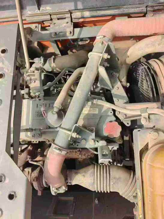 Buy Hitachi ZH200-5A Used Excavator / 1