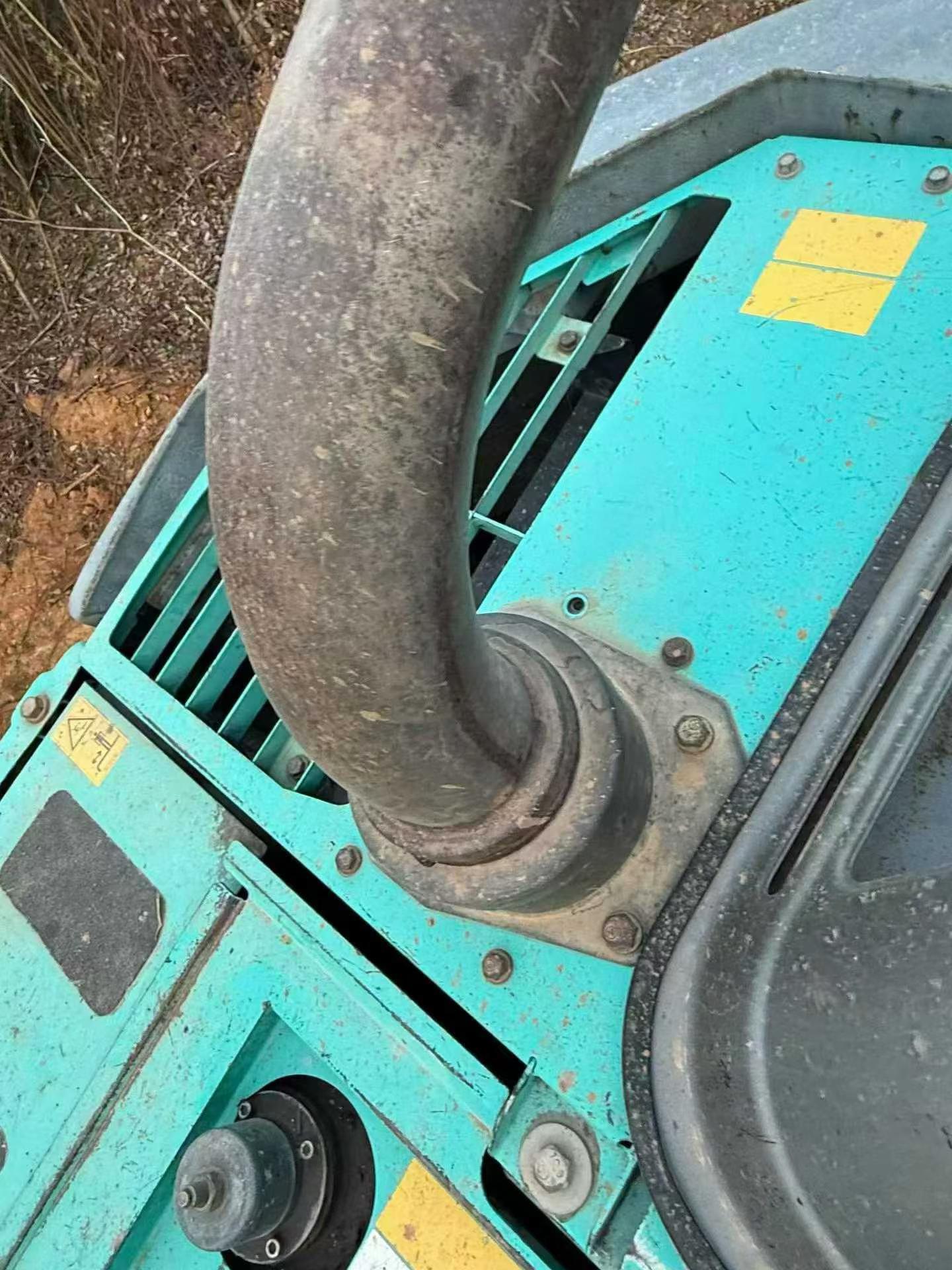 Used Kobelco 135SR-LC Excavator 2016 Model / 4