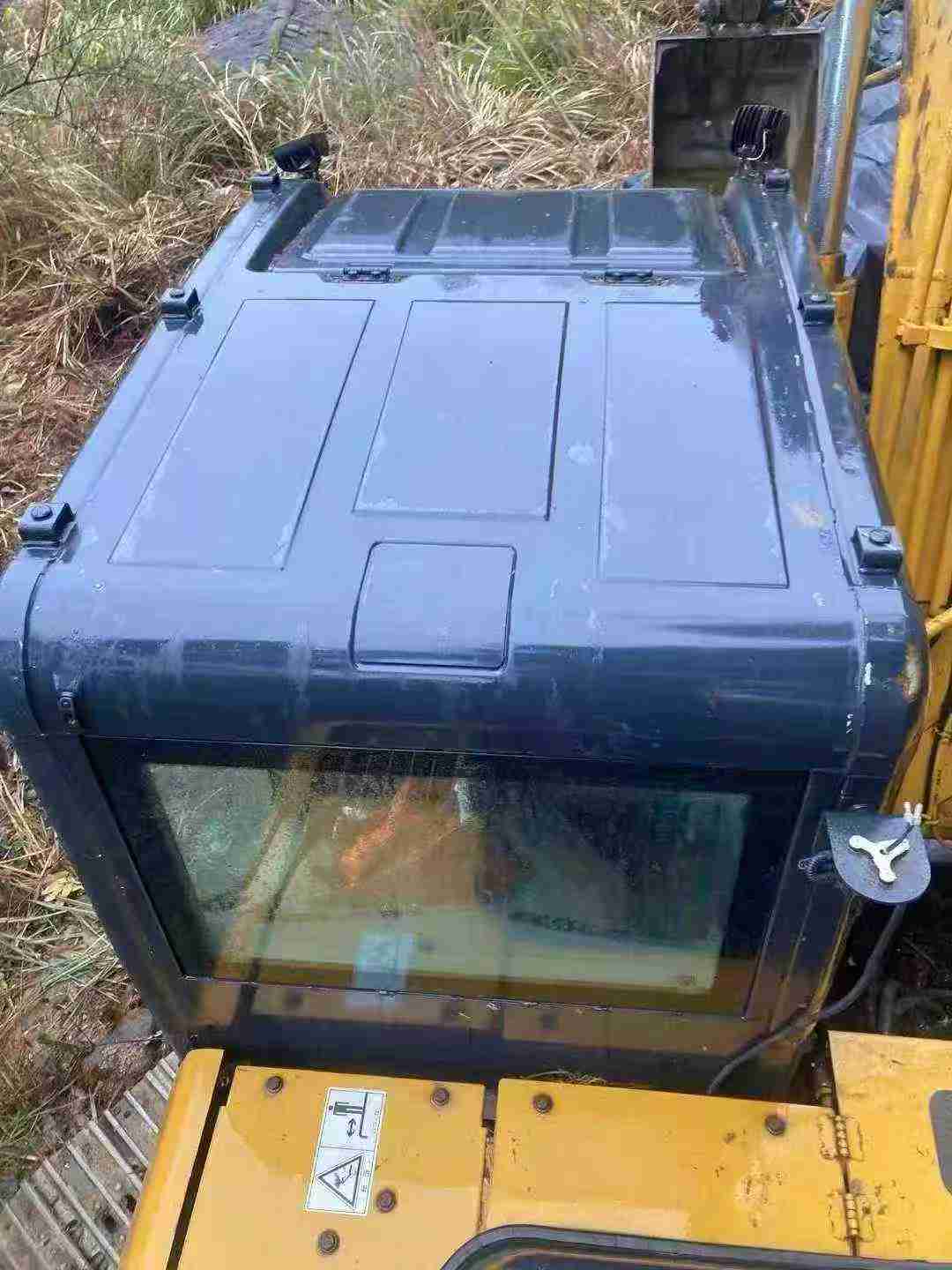 Used Kato HD512-6 Excavator 2024 Model / 3