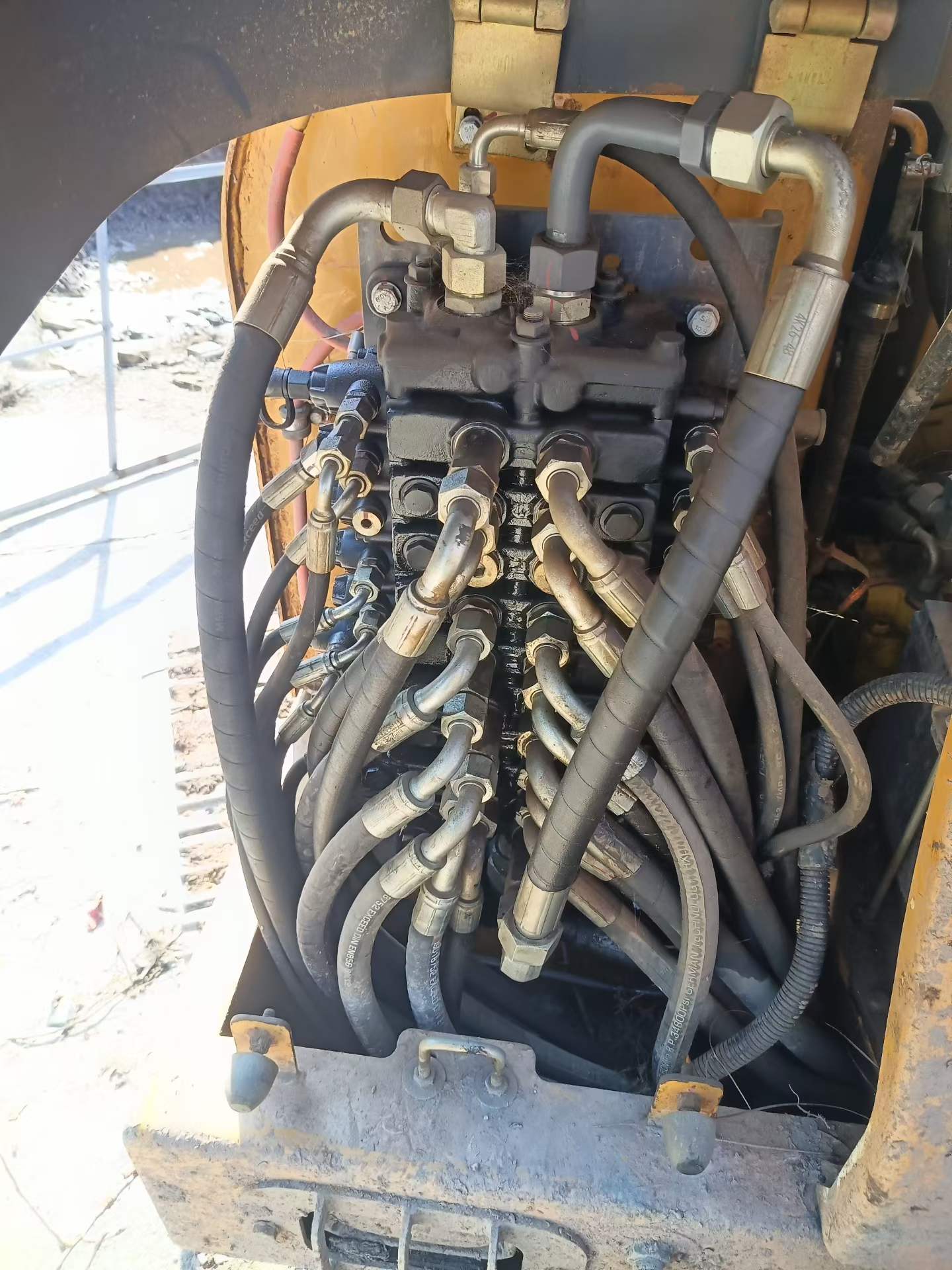 Buy XCMG XE60 Used Excavator / 4 Used XCMG XE60 Excavator 2018 Model / 4