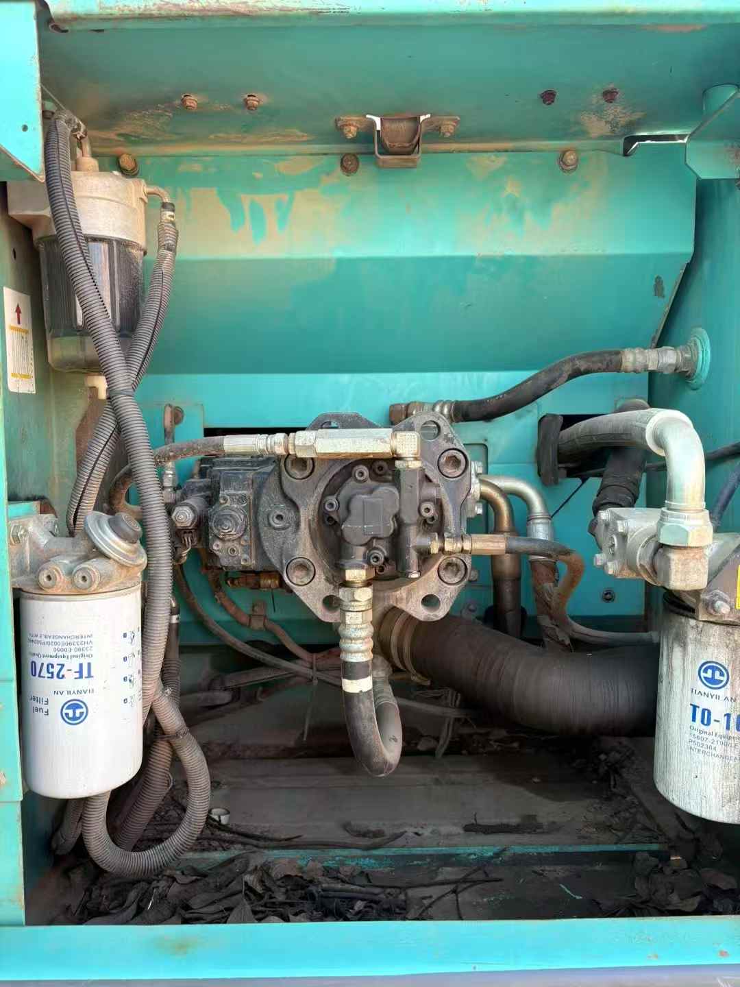 Used Kobelco SK200-2 Excavator 2016 Model / 8