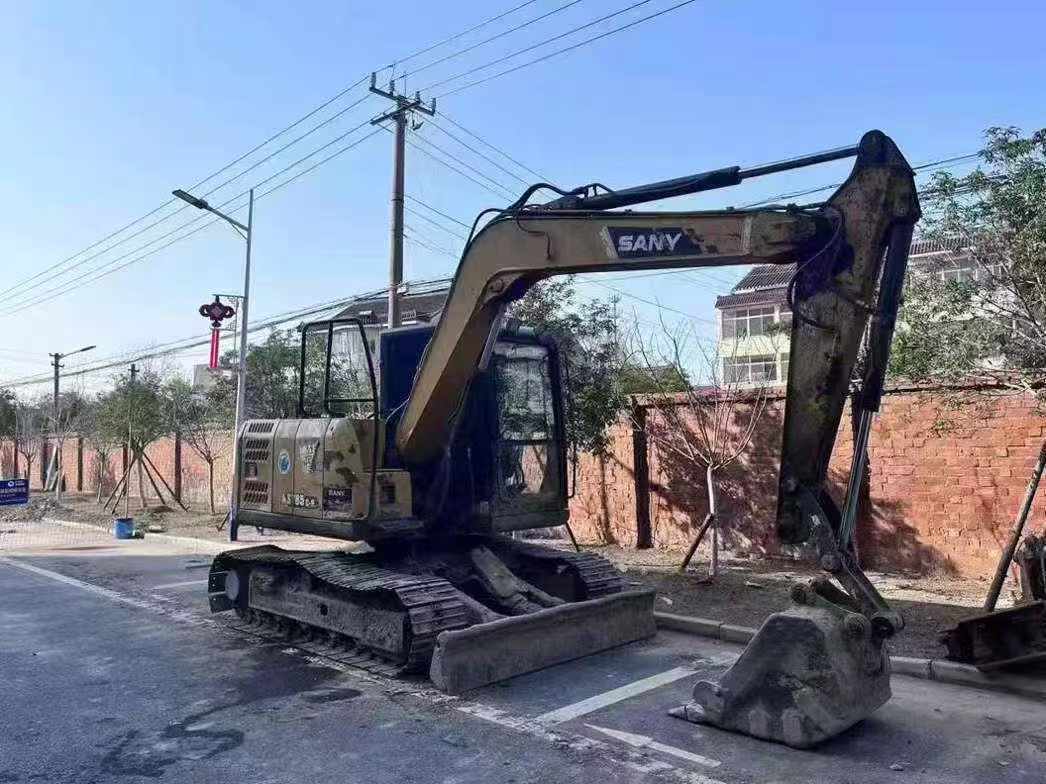 Buy Sany SY75 Used Excavator / 1