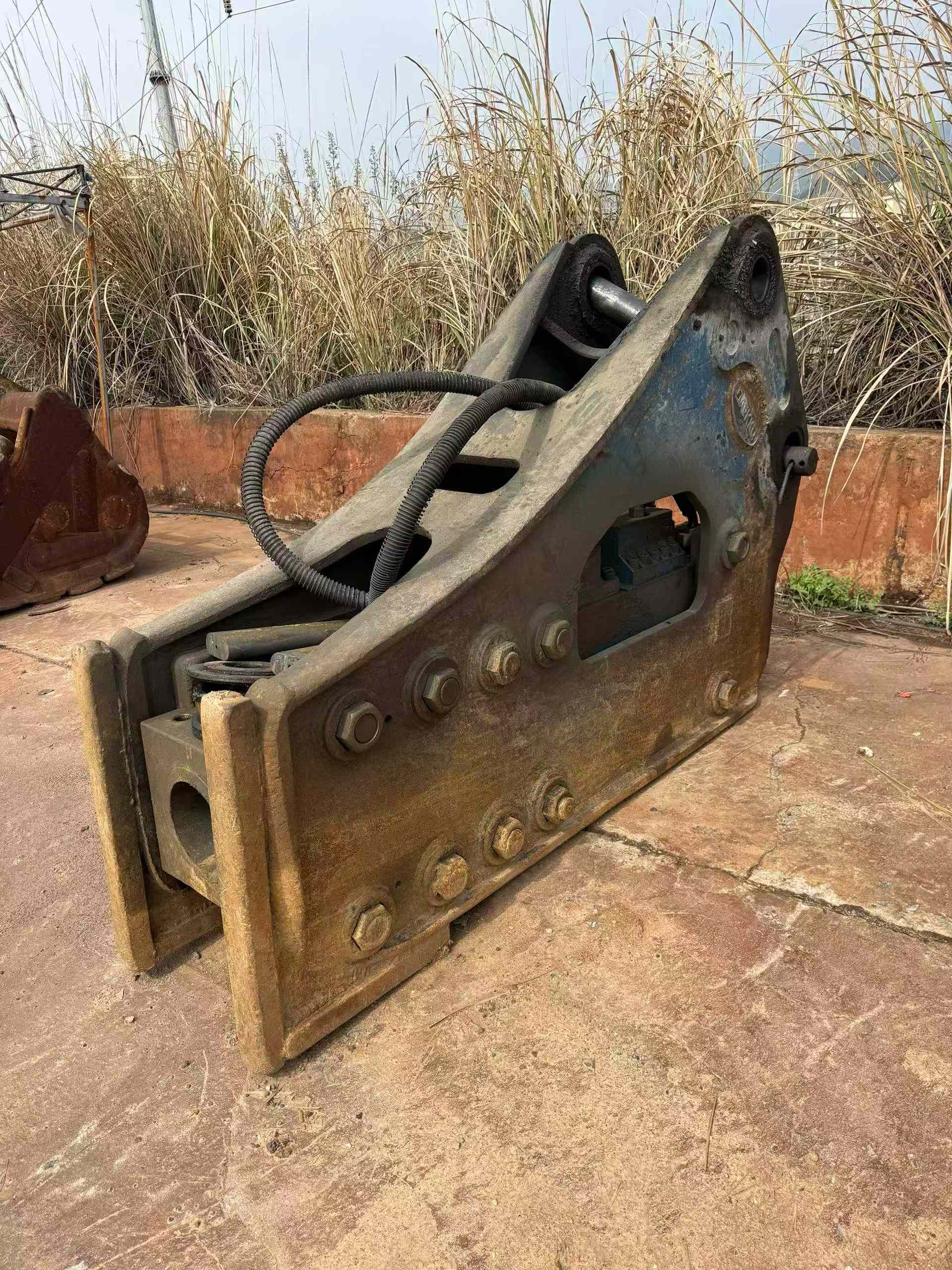 Used XCMG XE550DK Excavator 2016 Model / 8