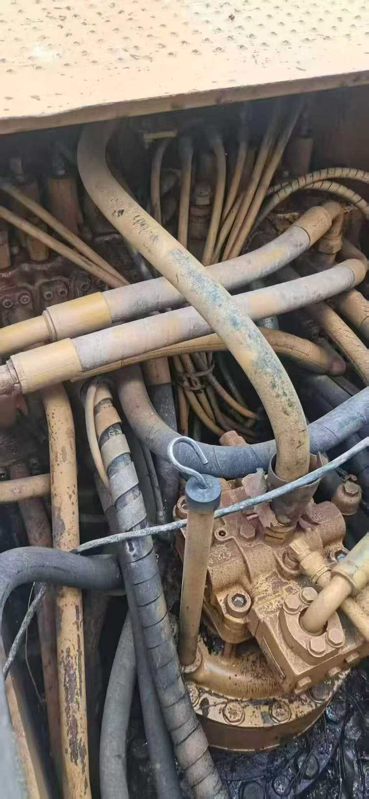 Used Caterpillar 320D Excavator 2016 Model / 7