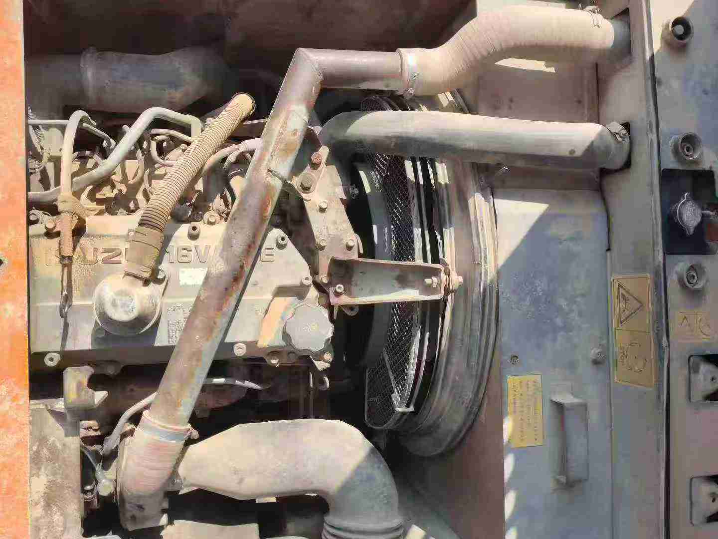 Used Hitachi EX210 Excavator 2010 Model / 4