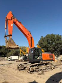 Buy Hitachi ZX330-5G Used Excavator / 2 Used Hitachi ZX330-5G Excavator 2016 Model / 2