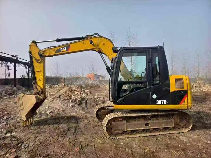 Buy Caterpillar 307B Used Excavator / 1
