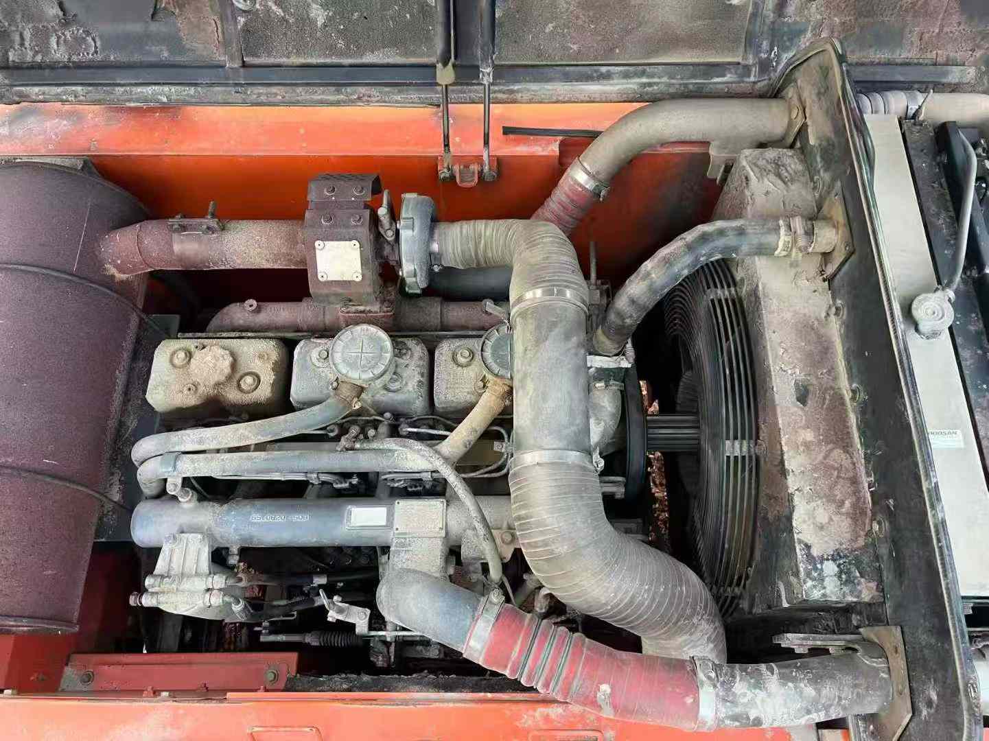 Used Doosan DH215-9 Excavator 2016 Model / 2