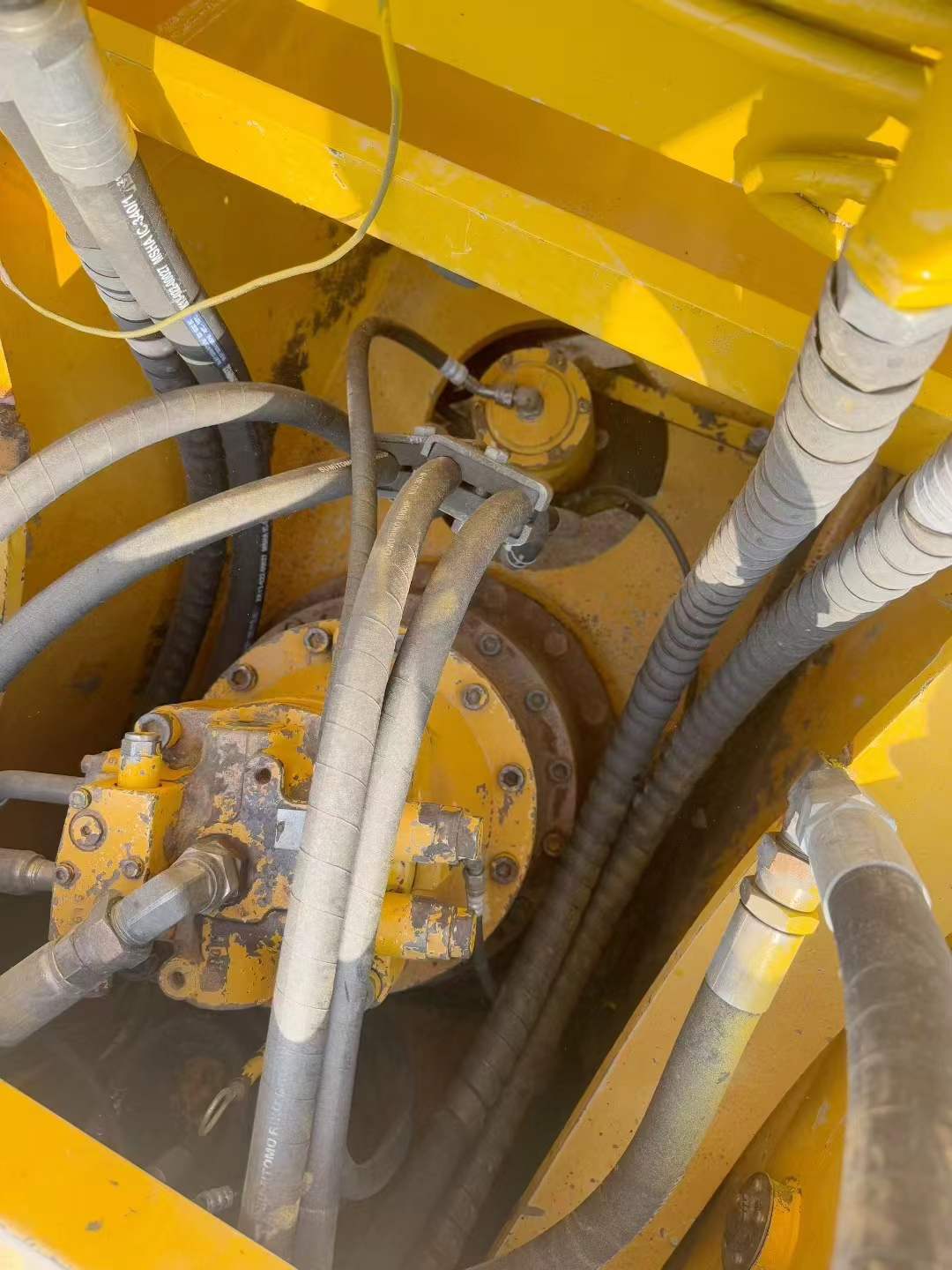 Used Kato HD1023R Excavator 2016 Model / 7