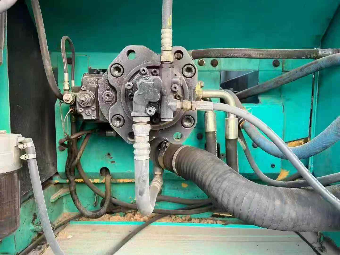 Used Kobelco SK260 Excavator 2016 Model / 8