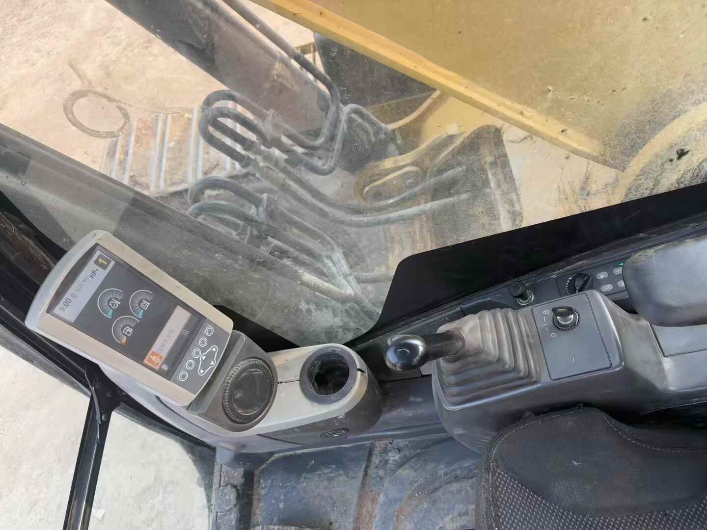 Used Caterpillar 330B Excavator 2017 Model / 9