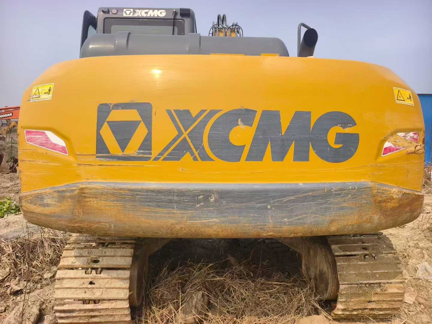 Used XCMG XE135B Excavator 2021 Model / 8