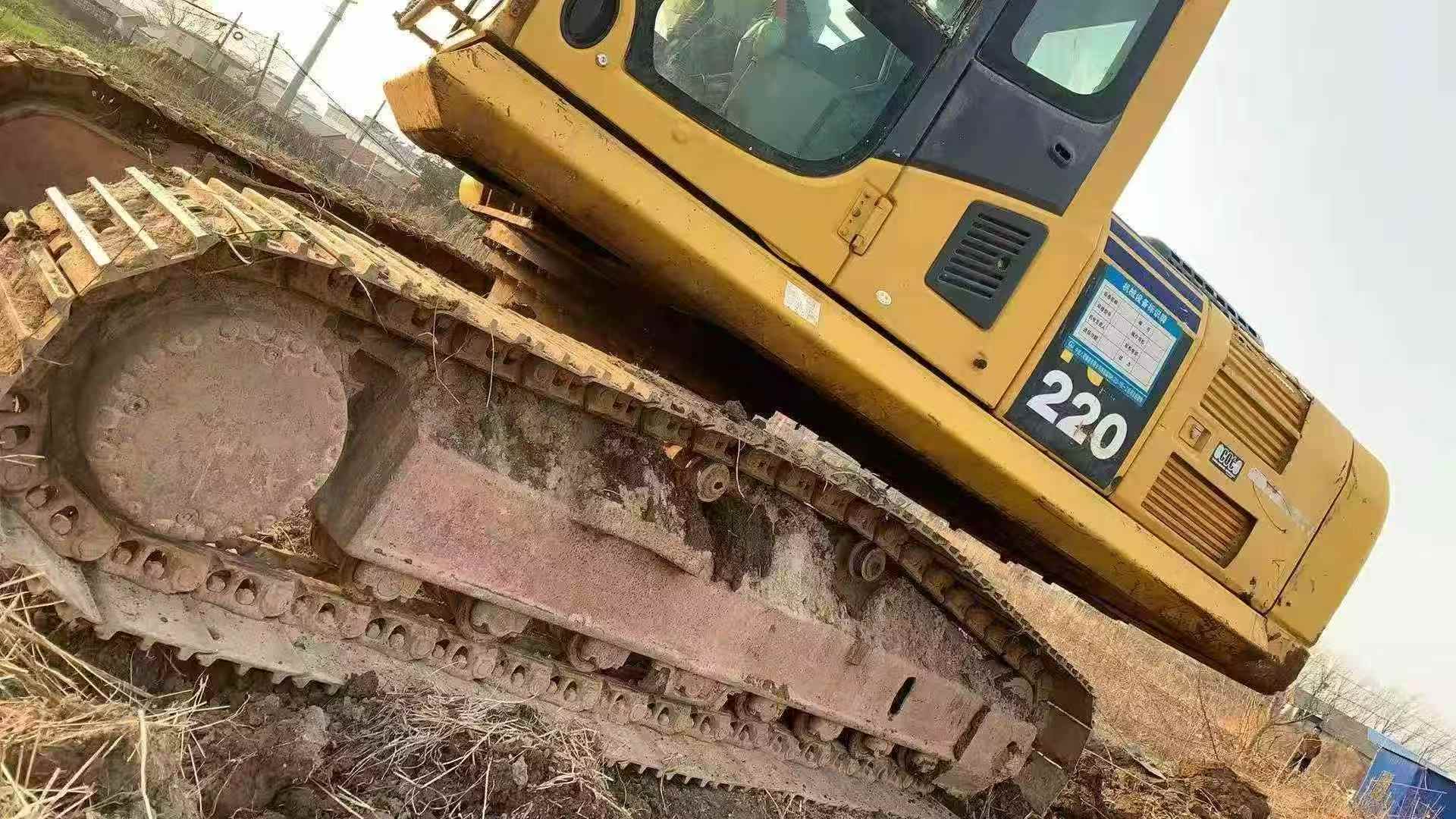 Used Komatsu PC220-8 Excavator 2018 Model / 5