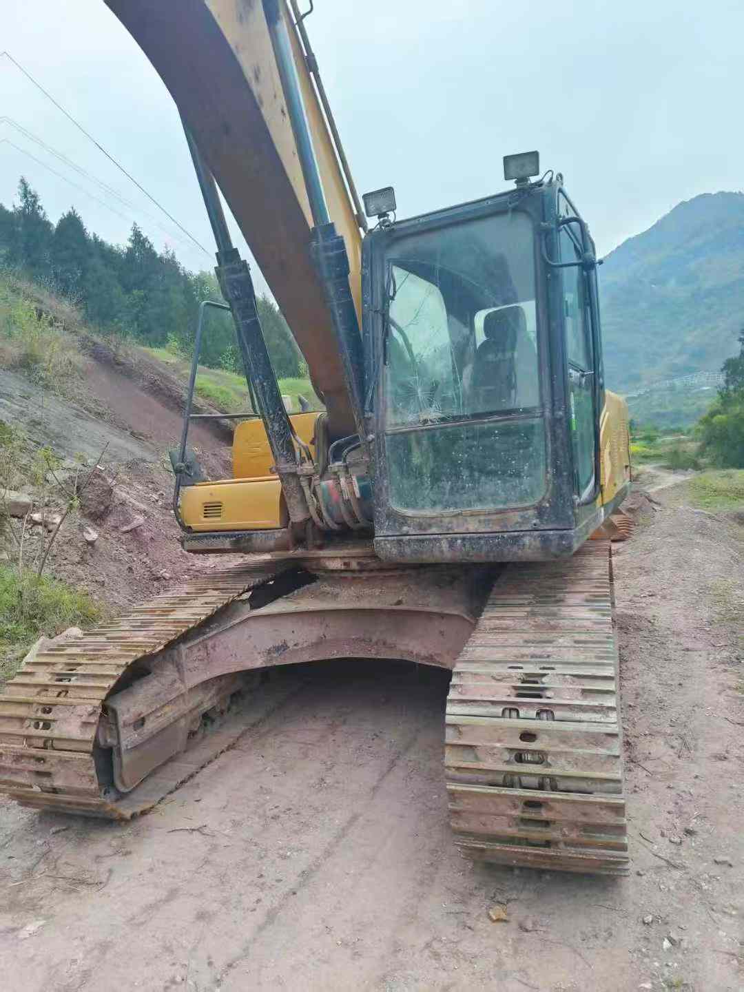 Used Sany SY205C Excavator 2020 Model / 4