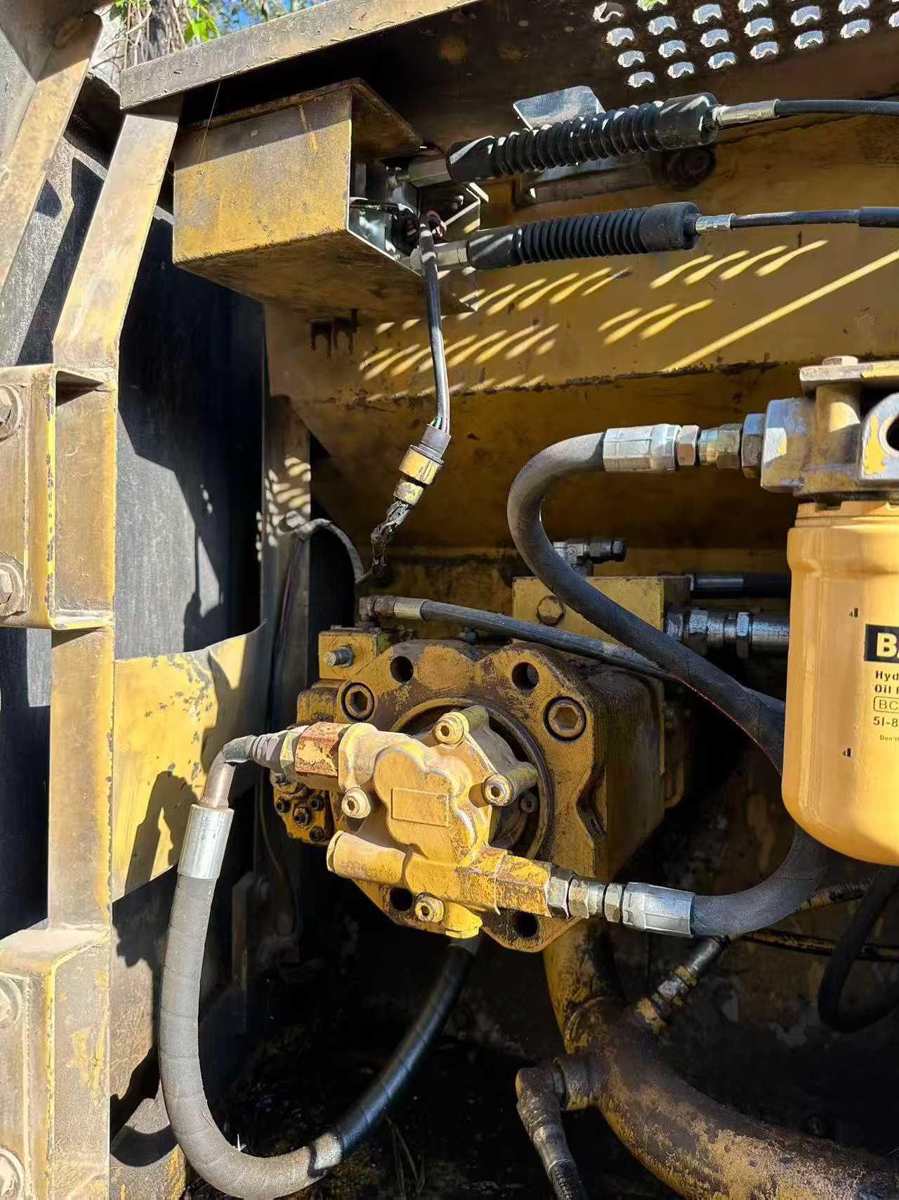 Used Caterpillar 312V2 Excavator 2016 Model / 6