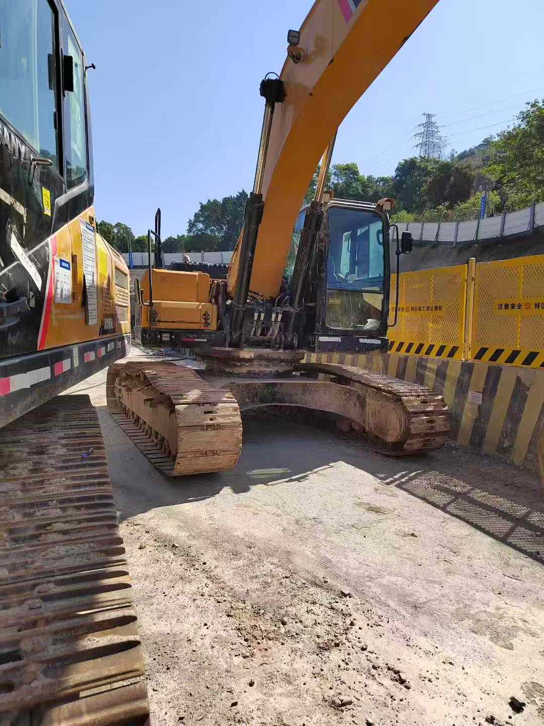 Used Sany SY245H Excavator 2022 Model / 3