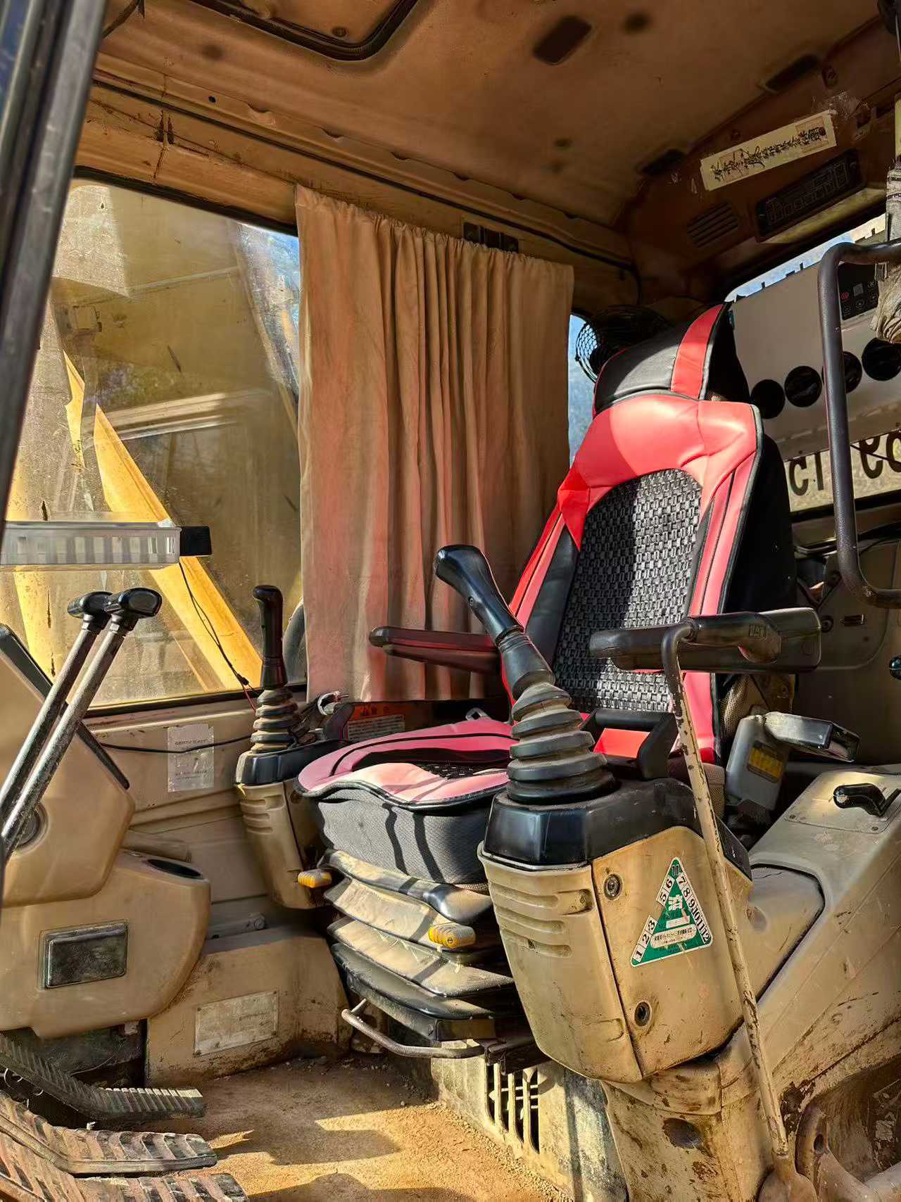 Used Caterpillar 312V2 Excavator 2016 Model / 5