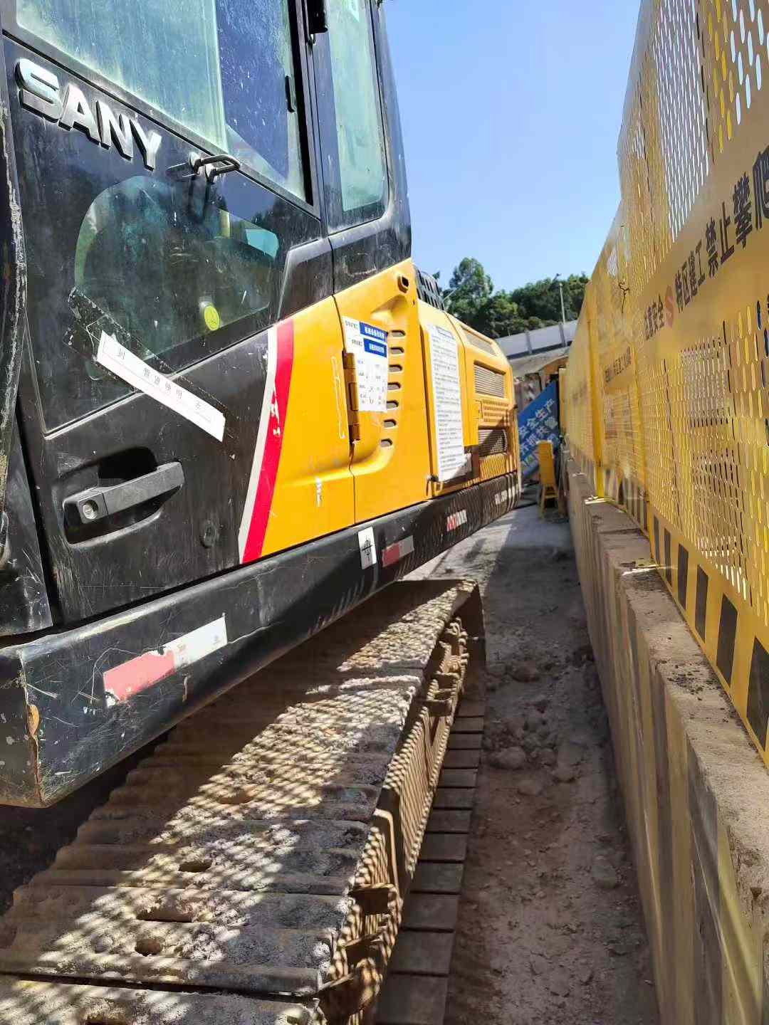 Used Sany SY245H Excavator 2022 Model / 4