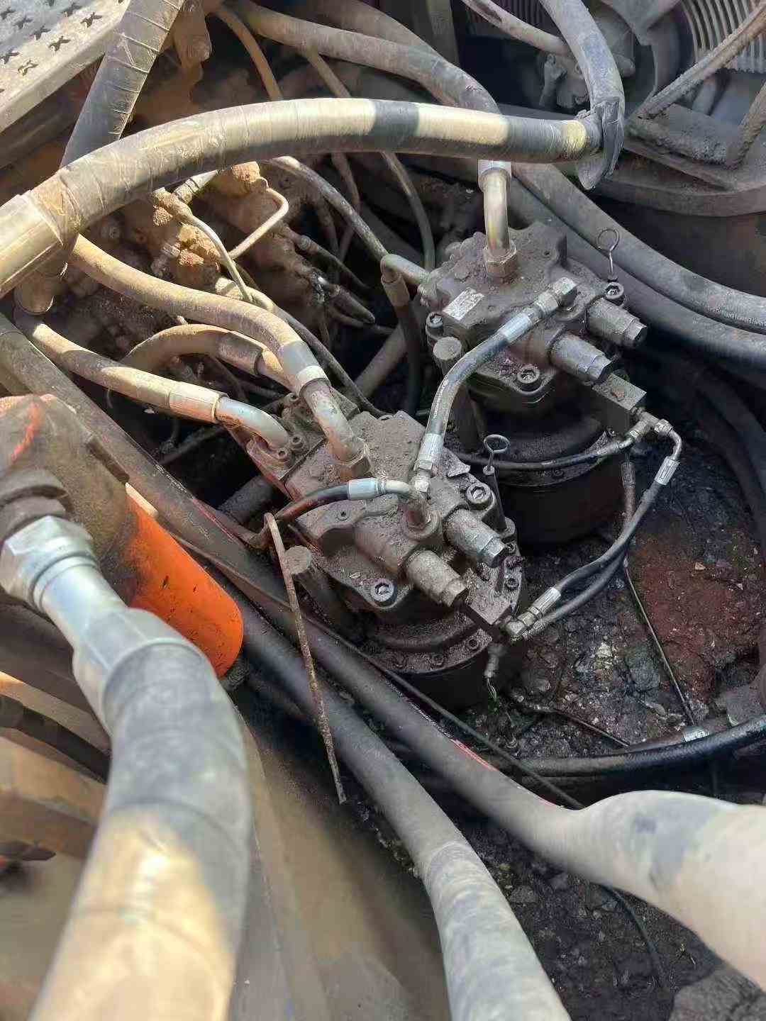 Used Doosan DX500-SS Excavator 2018 Model / 8