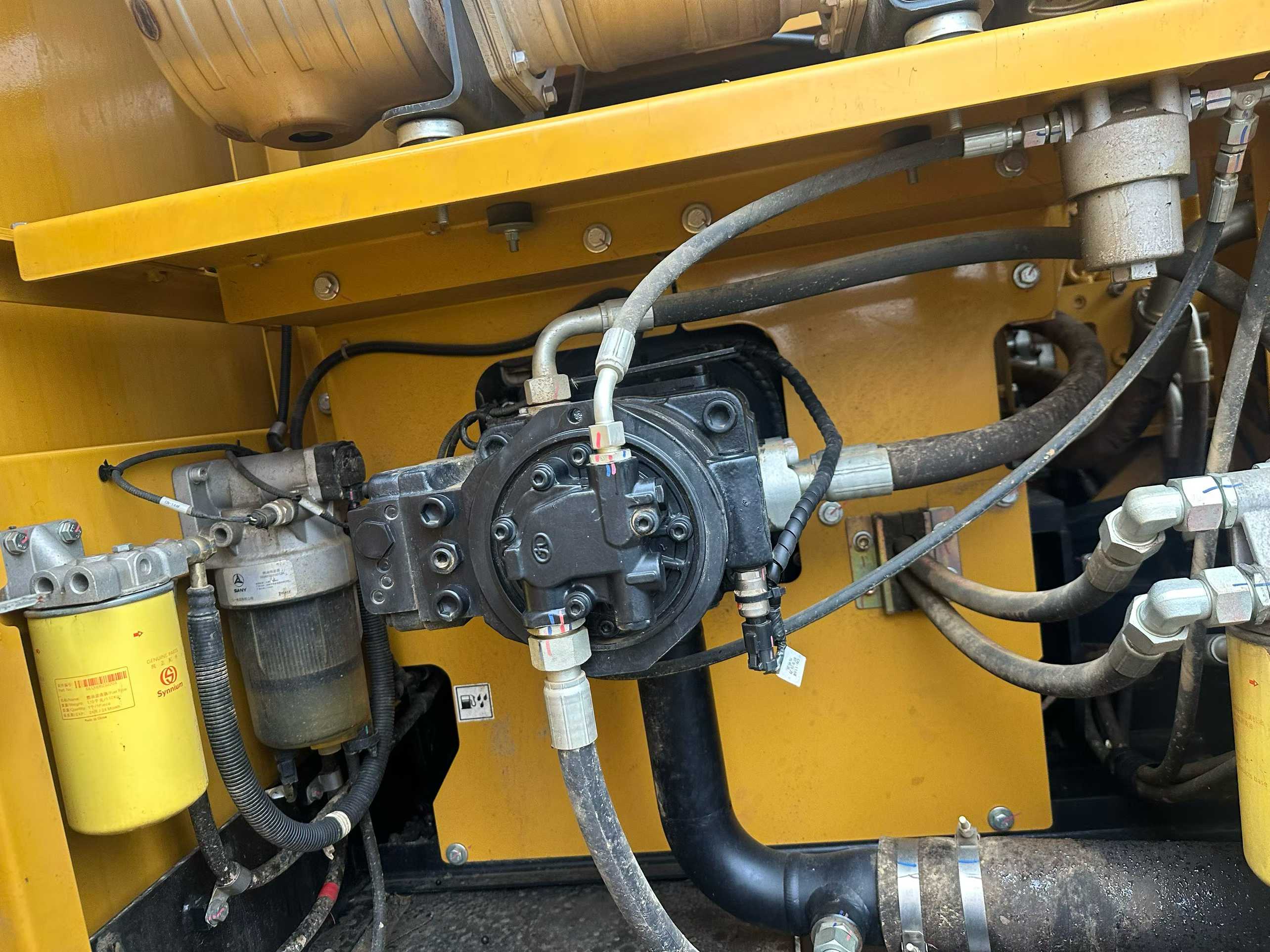 Used Sany SY200C Excavator 2024 Model / 4