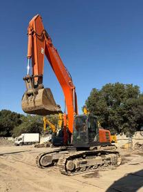 Buy Hitachi ZX330-5G Used Excavator / 3 Used Hitachi ZX330-5G Excavator 2016 Model / 3