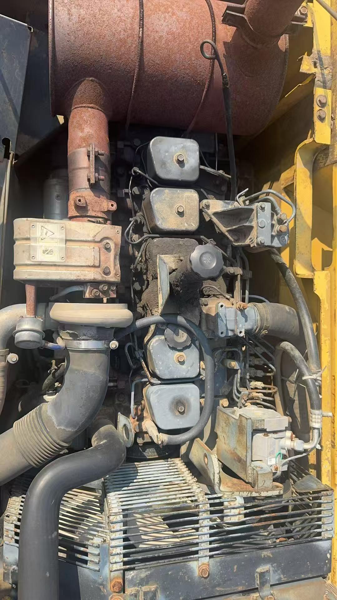 Used Komatsu PC220-7 Excavator 2016 Model / 4