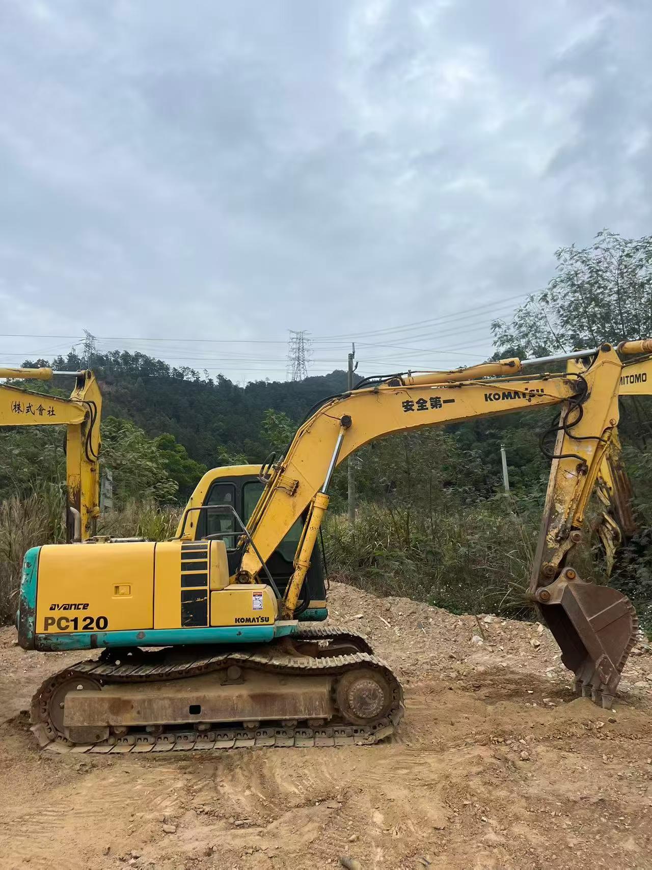 Used Komatsu PC100-6 Excavator 2016 Model / 2
