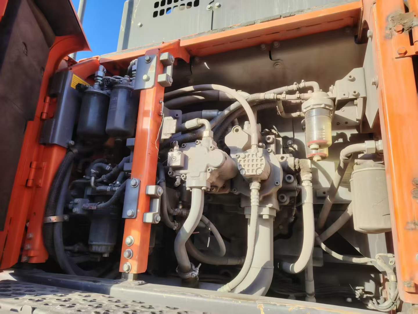 Buy Hitachi ZX490LCH-5A Used Excavator / 8 Used Hitachi ZX490LCH-5A Excavator 2018 Model / 8