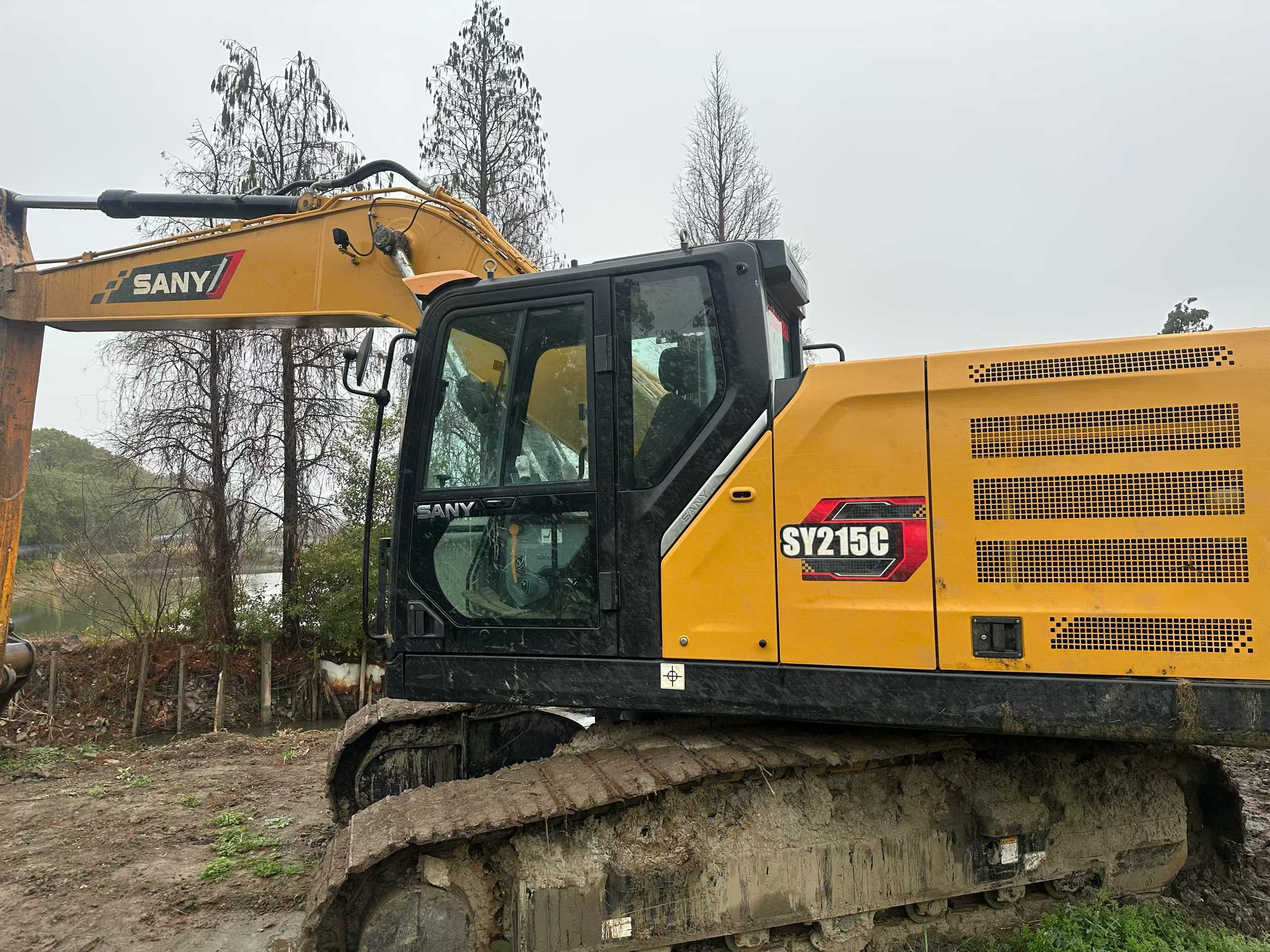 Used Sany SY200C Excavator 2024 Model / 2
